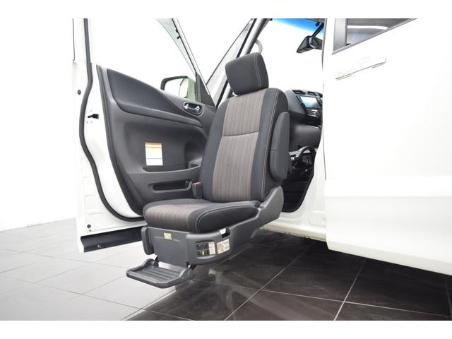 セレナ ハイウェイスター　Ｖセレ＋セーフティＩＩ　ＳＨＶ　Ｂｌｕｅｔｏｏｔｈ　フルセグナビ　全周囲カメラ　後席モニター　衝突被害軽減システム　サイドリフトアップシート　コーナーセンサー　アイドリングストップ　クルコン　ダブルオートエアコン　両側パワースライド（51枚目）