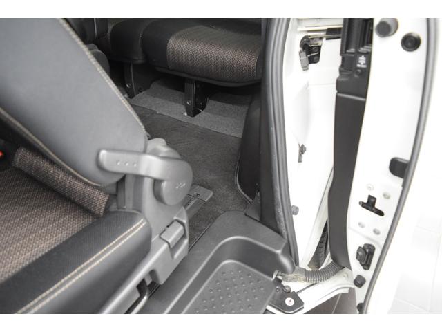 セレナ ハイウェイスター　Ｖセレ＋セーフティＩＩ　ＳＨＶ　Ｂｌｕｅｔｏｏｔｈ　フルセグナビ　全周囲カメラ　後席モニター　衝突被害軽減システム　サイドリフトアップシート　コーナーセンサー　アイドリングストップ　クルコン　ダブルオートエアコン　両側パワースライド（54枚目）