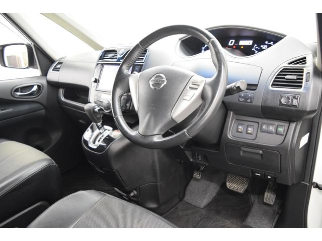 セレナ ハイウェイスター　Ｖセレ＋セーフティ　ＳＨＶ　Ａセフ　全周囲カメラ　８型ナビ　両側パワースライドドア　エマージェンシーブレーキ　Ｂｌｕｅｔｏｏｔｈ　衝突被害軽減システム　後席モニター　フルセグ　クルーズコントロール　レーンキープアシスト　スマートキー（18枚目）