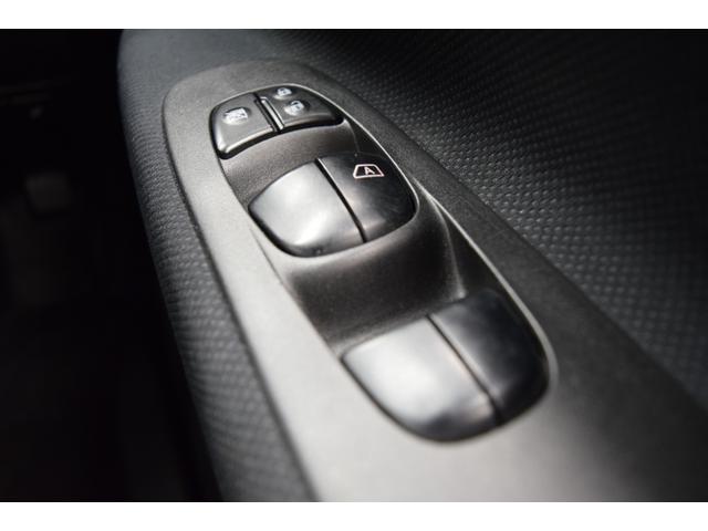 セレナ ハイウェイスター　Ｖセレ＋セーフティ　ＳＨＶ　Ａセフ　全周囲カメラ　８型ナビ　両側パワースライドドア　エマージェンシーブレーキ　Ｂｌｕｅｔｏｏｔｈ　衝突被害軽減システム　後席モニター　フルセグ　クルーズコントロール　レーンキープアシスト　スマートキー（40枚目）