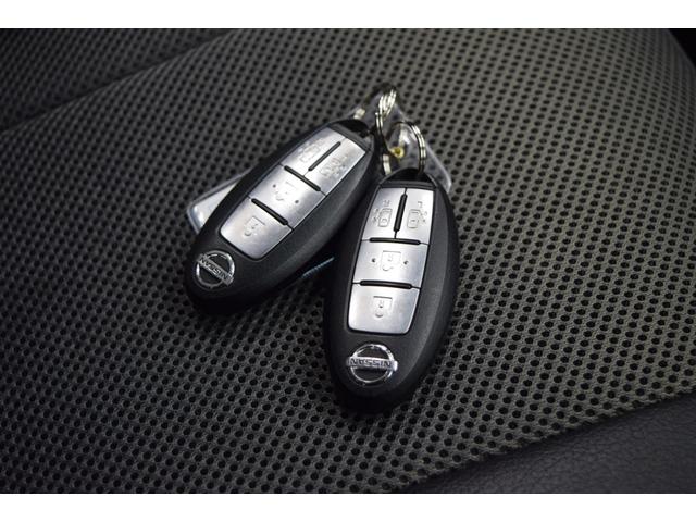 セレナ ハイウェイスター　Ｖセレ＋セーフティ　ＳＨＶ　Ａセフ　全周囲カメラ　８型ナビ　両側パワースライドドア　エマージェンシーブレーキ　Ｂｌｕｅｔｏｏｔｈ　衝突被害軽減システム　後席モニター　フルセグ　クルーズコントロール　レーンキープアシスト　スマートキー（41枚目）