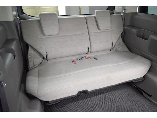 ステップワゴン Ｇ　Ｌパッケージ　両側パワースライドドア　ＭＴタイヤ　ルーフラック　ブラックアウトホイール　地デジナビ　オートライト　バックカメラ　ＥＴＣ　ＨＩＤ　　キーレス　フルフラットシート　アウトドアカスタム（64枚目）