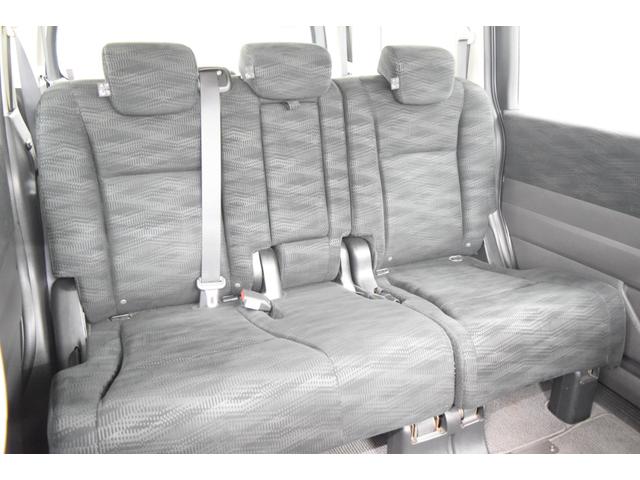 ステップワゴン Ｇ　Ｅセレクション　両側パワースライドドア　アイドリングストップ　地デジナビ　オートエアコン　キーレス　ＥＴＣ　バックカメラ　フルフラットシート（19枚目）