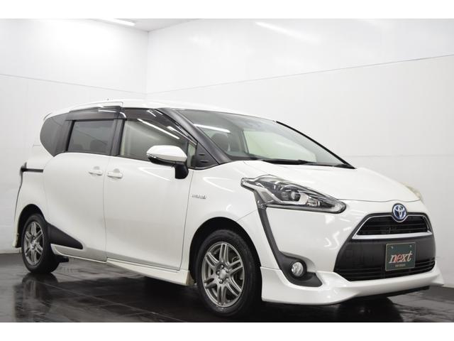 シエンタ ハイブリッドＧ　Ｂｌｕｅｔｏｏｔｈ　両側パワースライドドア　アイドリングストップ　衝突被害軽減システム　レーンアシスト　シートヒーター　　フルセグナビ　オートエアコン　バックカメラ　　スマートキー　ＬＥＤオートライト（8枚目）