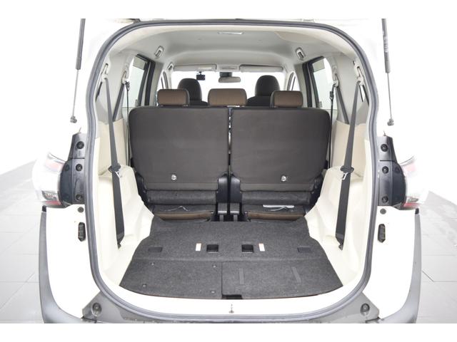 シエンタ ハイブリッドＧ　Ｂｌｕｅｔｏｏｔｈ　両側パワースライドドア　アイドリングストップ　衝突被害軽減システム　レーンアシスト　シートヒーター　　フルセグナビ　オートエアコン　バックカメラ　　スマートキー　ＬＥＤオートライト（24枚目）