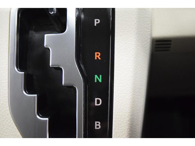 シエンタ ハイブリッドＧ　Ｂｌｕｅｔｏｏｔｈ　両側パワースライドドア　アイドリングストップ　衝突被害軽減システム　レーンアシスト　シートヒーター　　フルセグナビ　オートエアコン　バックカメラ　　スマートキー　ＬＥＤオートライト（32枚目）