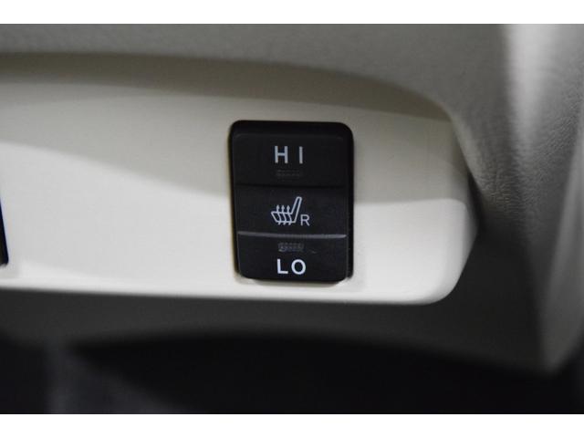 シエンタ ハイブリッドＧ　Ｂｌｕｅｔｏｏｔｈ　両側パワースライドドア　アイドリングストップ　衝突被害軽減システム　レーンアシスト　シートヒーター　　フルセグナビ　オートエアコン　バックカメラ　　スマートキー　ＬＥＤオートライト（36枚目）