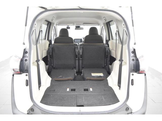 シエンタ ハイブリッドＧ　Ｂｌｕｅｔｏｏｔｈ　両側パワースライドドア　アイドリングストップ　衝突被害軽減システム　レーンアシスト　シートヒーター　　フルセグナビ　オートエアコン　バックカメラ　　スマートキー　ＬＥＤオートライト（45枚目）