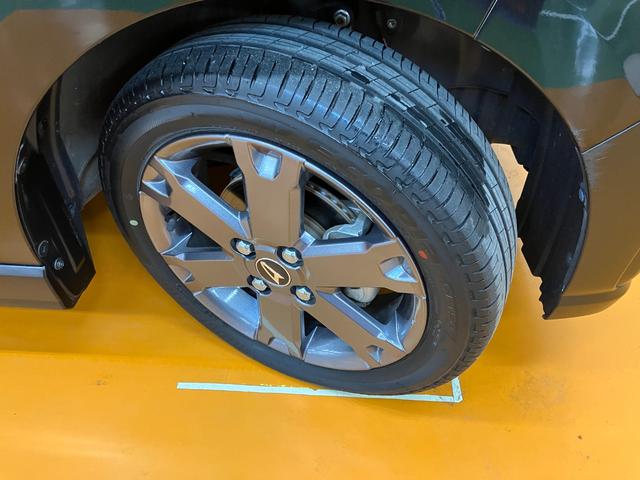 タント ファンクロスターボ　サポカーＳワイド適合　パノラマモニター対応　ドラレコ　ミラクルオープンドア　両側オートスライドドア　ＵＳＢ接続端子　電動パーキングブレーキ　ステアリングスイッチ　シートヒーター　キーフリー（27枚目）