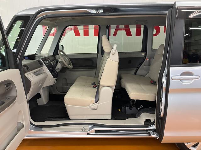 タント スローパーＬＳＡ３　リアシートツキ　福祉車両　車いす乗車　電動ウインチ　ミラクルオープンドア　両側スライドドア　オーディオ　エアコン　アイドリングストップ　オートハイビーム　電動格納ミラー　キーレス（12枚目）