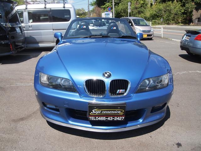 Ｚ３ロードスター ２．０　特別仕様車　／スペシャルエディション／パワーシート／記録簿／取扱説明書／１７インチアルミホイル／シートヒーター／革シート／キーレスキー／紺幌／燃料ポンプ新品交換済／高濃度オゾン殺菌脱臭済み（8枚目）