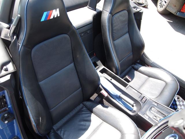 Ｚ３ロードスター ２．０　特別仕様車　／スペシャルエディション／パワーシート／記録簿／取扱説明書／１７インチアルミホイル／シートヒーター／革シート／キーレスキー／紺幌／燃料ポンプ新品交換済／高濃度オゾン殺菌脱臭済み（40枚目）