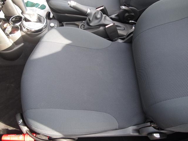 ＭＩＮＩ クーパー　コンバーチブル　クーパー　コンバーチブル（４名）／電動オープン／ＥＴＣ／リアソナー（36枚目）