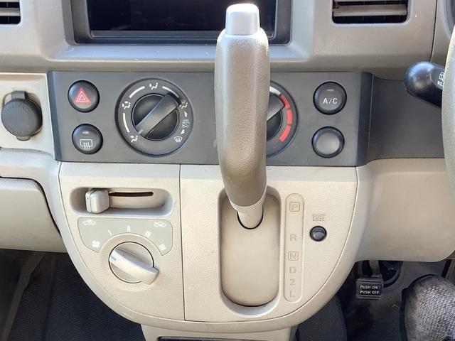 エブリイ ＰＡ　オートマハイルーフ　集中ドアロック機能　リヤガラス５面フィルム施工済　事業用登録代行（9枚目）