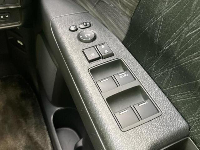 オデッセイ アブソルート　保証書／純正　８インチ　ＳＤナビ／フリップダウンモニター／両側電動スライドドア／シート　ハーフレザー／ヘッドランプ　ＬＥＤ／ＥＴＣ／ＥＢＤ付ＡＢＳ／横滑り防止装置／アイドリングストップ　後席モニター（32枚目）