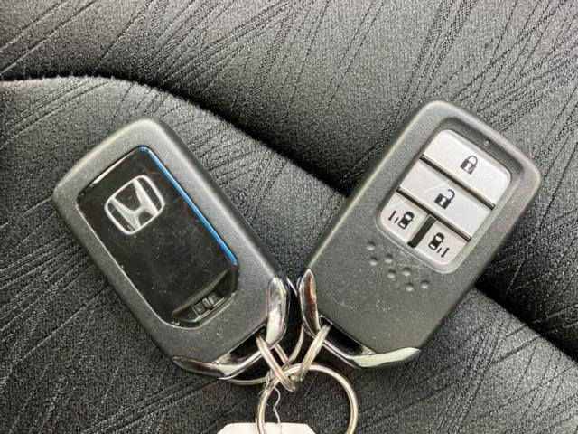 オデッセイ アブソルート　保証書／純正　８インチ　ＳＤナビ／フリップダウンモニター／両側電動スライドドア／シート　ハーフレザー／ヘッドランプ　ＬＥＤ／ＥＴＣ／ＥＢＤ付ＡＢＳ／横滑り防止装置／アイドリングストップ　後席モニター（43枚目）
