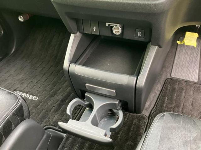 オデッセイ アブソルート・ホンダセンシング　新品タイヤ／保証書／純正　ＳＤナビ／両側電動スライドドア／シート　ハーフレザー／パーキングアシスト　バックガイド／ドライブレコーダー　純正／ヘッドランプ　ＨＩＤ／ＵＳＢジャック　バックカメラ　ドラレコ（37枚目）