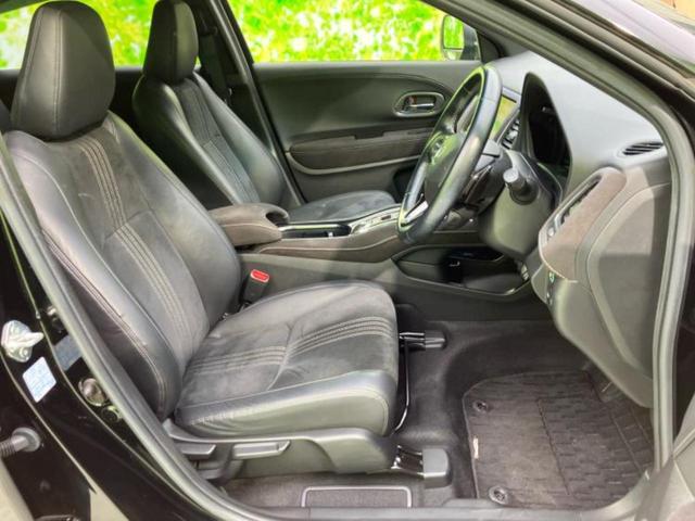 ヴェゼル ハイブリッドＲＳ・ホンダセンシング　保証書／純正　８インチ　ＳＤナビ／衝突安全装置／シートヒーター／車線逸脱防止支援システム／シート　ハーフレザー／パーキングアシスト　バックガイド／ドライブレコーダー　純正　衝突被害軽減システム　ＥＴＣ（4枚目）