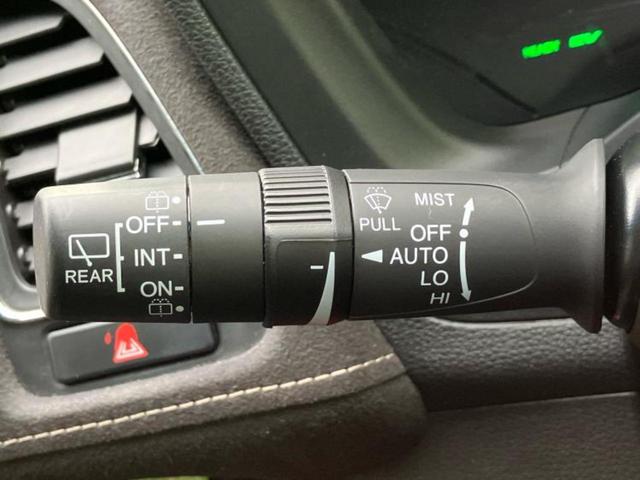 ヴェゼル ハイブリッドＲＳ・ホンダセンシング　保証書／純正　８インチ　ＳＤナビ／衝突安全装置／シートヒーター／車線逸脱防止支援システム／シート　ハーフレザー／パーキングアシスト　バックガイド／ドライブレコーダー　純正　衝突被害軽減システム　ＥＴＣ（15枚目）