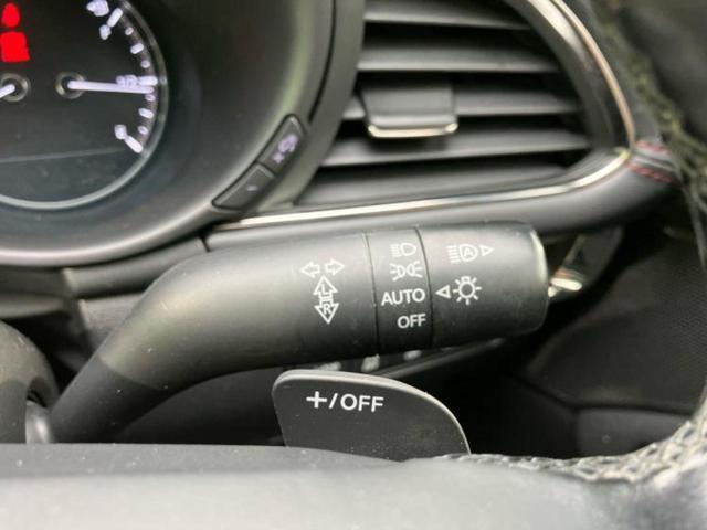 ＭＡＺＤＡ３ファストバック １５Ｓブラックトーンエディション　保証書／ディスプレイオーディオ＋ナビ／衝突安全装置／３６０°ビューモニター／車線逸脱防止支援システム／パーキングアシスト　バックガイド／ヘッドランプ　ＬＥＤ／ＵＳＢジャック　衝突被害軽減システム（16枚目）