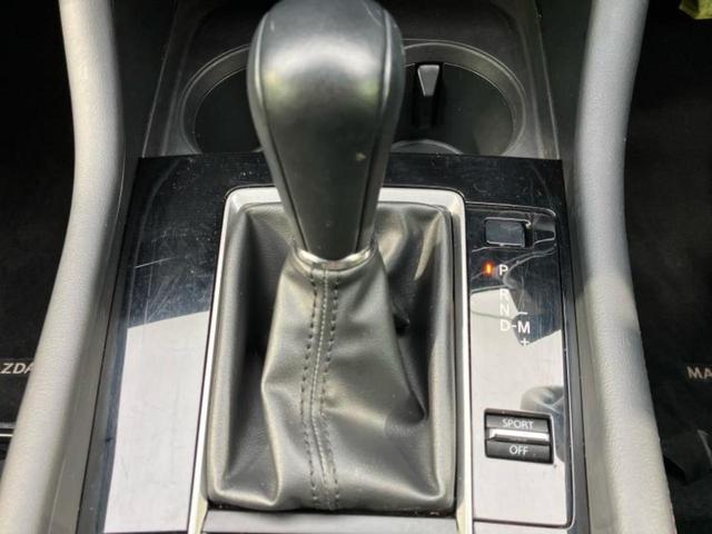 ＭＡＺＤＡ３ファストバック １５Ｓブラックトーンエディション　保証書／ディスプレイオーディオ＋ナビ／衝突安全装置／３６０°ビューモニター／車線逸脱防止支援システム／パーキングアシスト　バックガイド／ヘッドランプ　ＬＥＤ／ＵＳＢジャック　衝突被害軽減システム（18枚目）