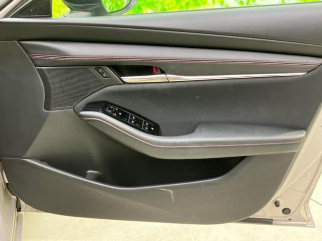 ＭＡＺＤＡ３ファストバック １５Ｓブラックトーンエディション　保証書／ディスプレイオーディオ＋ナビ／衝突安全装置／３６０°ビューモニター／車線逸脱防止支援システム／パーキングアシスト　バックガイド／ヘッドランプ　ＬＥＤ／ＵＳＢジャック　衝突被害軽減システム（20枚目）