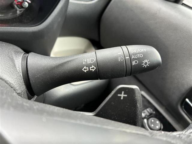 デリカミニ ４ＷＤ　Ｔプレミアム　保証書／純正　９インチ　ＳＤナビ／デジタルインナーミラー／衝突安全装置／両側電動スライドドア／シートヒーター／全方位モニター／車線逸脱防止支援システム／シート　ハーフレザー／ヘッドランプ　ＬＥＤ（13枚目）