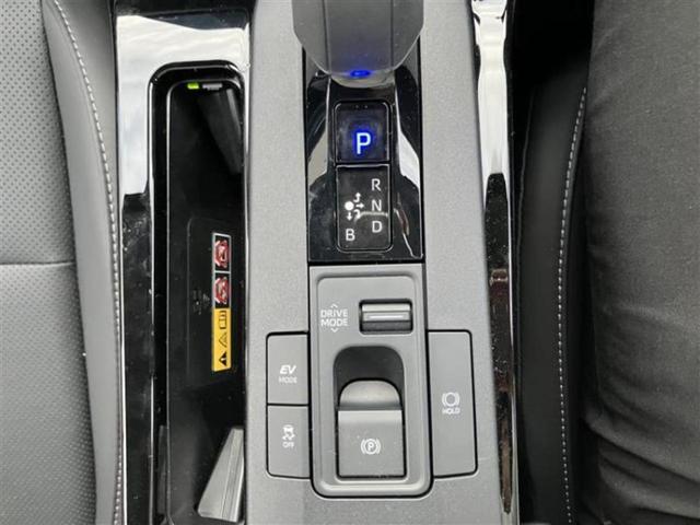 プリウス Ｚ　保証書／純正　ＳＤナビ／衝突安全装置／シートヒーター／全方位モニター／車線逸脱防止支援システム／シート　合皮／パーキングアシスト　自動操舵／電動バックドア／ヘッドランプ　ＬＥＤ／ＥＴＣ　全周囲カメラ（12枚目）