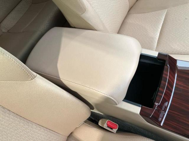 マークX 250Gリラックスセレクション 保証書/純正 HDDナビ/ヘッドランプ HID/ETC/EBD付ABS/横滑り防止装置/バックモニター/フルセグTV/エアバッグ 運転席/エアバッグ 助手席/エアバッグ サイド/MTモード付き(28枚目)