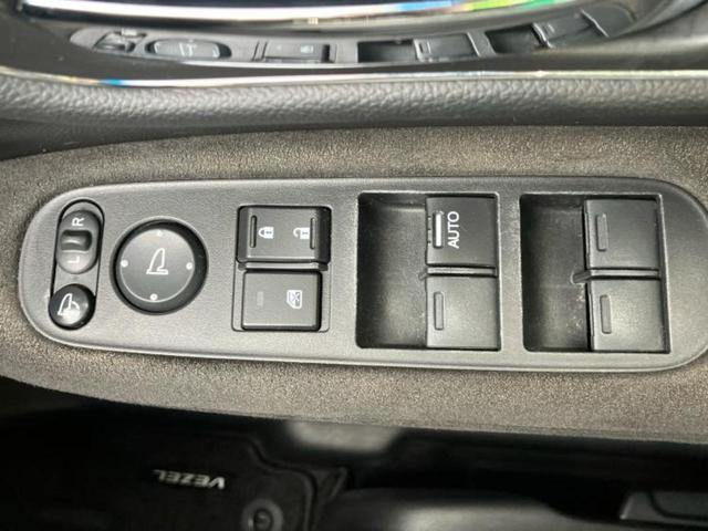 ヴェゼル ハイブリッドRS・ホンダセンシング 純正 SDナビ/シートヒーター/シート ハーフレザー/ヘッドランプ HID/ETC/EBD付ABS/横滑り防止装置/アイドリングストップ/ワンセグTV/エアバッグ 運転席/エアバッグ 助手席(25枚目)