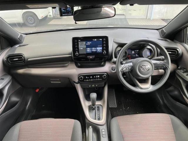 ヤリス G ディスプレイオーディオ+ナビ/衝突安全装置/パノラミックビューモニター/車線逸脱防止支援システム/パーキングアシスト バックガイド/ドライブレコーダー 社外/ヘッドランプ LED 衝突被害軽減システム(4枚目)