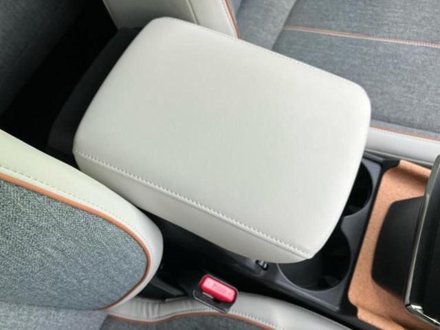 ＭＸ－３０ ヒョウジュン　新品タイヤ／保証書／純正　ＳＤナビ／衝突安全装置／シートヒーター　前席／全方位モニター／車線逸脱防止支援システム／電動バックドア／ヘッドランプ　ＬＥＤ／ＥＴＣ／ＥＢＤ付ＡＢＳ／横滑り防止装置　記録簿（27枚目）