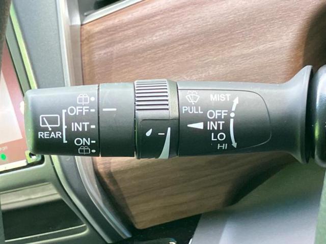 フリードハイブリッド ハイブリッドＧ　保証書／純正　９インチ　ＳＤナビ／フリップダウンモニター　純正　１５．６インチ／両側電動スライドドア／シートヒーター　運転席／ヘッドランプ　ＬＥＤ／Ｂｌｕｅｔｏｏｔｈ接続／ＨＤＭＩ接続／ＥＴＣ　記録簿（15枚目）