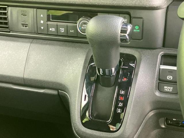 Ｎ－ＢＯＸカスタム ターボコーディネートスタイル２トーン　保証書／ディスプレイオーディオ９インチ／ホンダセンシング／両側電動スライドドア／シートヒーター／車線逸脱防止支援システム／ヘッドランプ　ＬＥＤ／ＥＴＣ／ＥＢＤ付ＡＢＳ／横滑り防止装置　バックカメラ（16枚目）