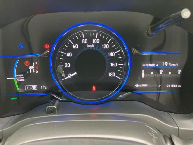 ヴェゼル ハイブリッドＺスタイルエディション　保証書／純正　８インチ　ＳＤナビ／衝突安全装置／シートヒーター　前席／シート　フルレザー／パーキングアシスト　バックガイド／ヘッドランプ　ＬＥＤ／ＵＳＢジャック／Ｂｌｕｅｔｏｏｔｈ接続　革シート（15枚目）