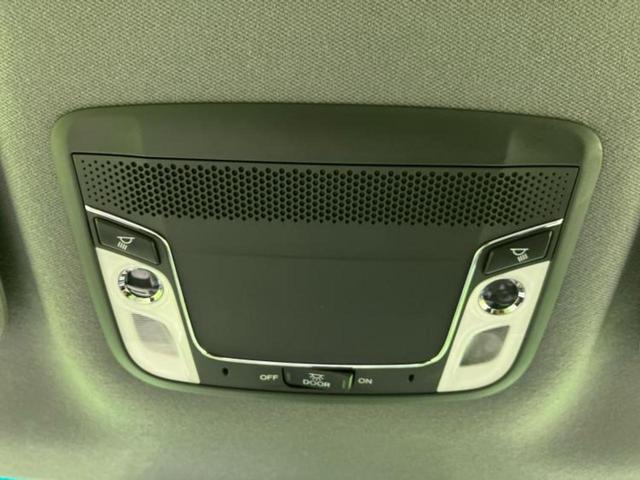 ヴェゼル ハイブリッドＺスタイルエディション　保証書／純正　８インチ　ＳＤナビ／衝突安全装置／シートヒーター　前席／シート　フルレザー／パーキングアシスト　バックガイド／ヘッドランプ　ＬＥＤ／ＵＳＢジャック／Ｂｌｕｅｔｏｏｔｈ接続　革シート（31枚目）