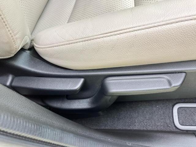 ヴェゼル ハイブリッドＺスタイルエディション　保証書／純正　８インチ　ＳＤナビ／衝突安全装置／シートヒーター　前席／シート　フルレザー／パーキングアシスト　バックガイド／ヘッドランプ　ＬＥＤ／ＵＳＢジャック／Ｂｌｕｅｔｏｏｔｈ接続　革シート（40枚目）