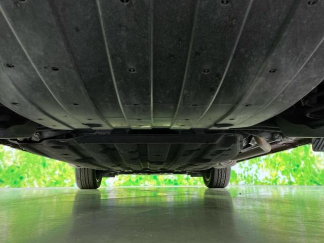 ヴェゼル ハイブリッドＺスタイルエディション　保証書／純正　８インチ　ＳＤナビ／衝突安全装置／シートヒーター　前席／シート　フルレザー／パーキングアシスト　バックガイド／ヘッドランプ　ＬＥＤ／ＵＳＢジャック／Ｂｌｕｅｔｏｏｔｈ接続　革シート（44枚目）