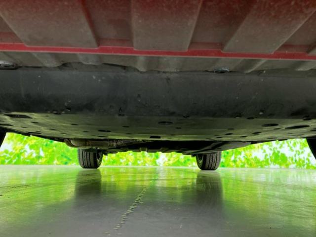 ヴェゼル ハイブリッドＺスタイルエディション　保証書／純正　８インチ　ＳＤナビ／衝突安全装置／シートヒーター　前席／シート　フルレザー／パーキングアシスト　バックガイド／ヘッドランプ　ＬＥＤ／ＵＳＢジャック／Ｂｌｕｅｔｏｏｔｈ接続　革シート（45枚目）