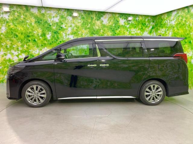 アルファード Ｓタイプゴールド２　保証書／ディスプレイオーディオ＋ナビ９インチ／フリップダウンモニター／デジタルインナーミラー／衝突安全装置／両側電動スライドドア／車線逸脱防止支援システム／シート　ハーフレザー／電動バックドア（2枚目）