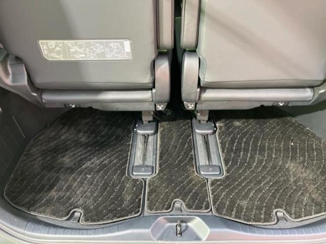 アルファード Ｓタイプゴールド２　保証書／ディスプレイオーディオ＋ナビ９インチ／フリップダウンモニター／デジタルインナーミラー／衝突安全装置／両側電動スライドドア／車線逸脱防止支援システム／シート　ハーフレザー／電動バックドア（26枚目）