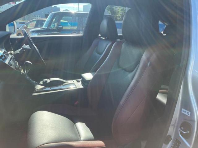 ＲＸ ＲＸ２７０ラディアントエアロスタイル　保証書／純正　ＨＤＤナビ／衝突安全装置／シートヒーター／車線逸脱防止支援システム／シート　フルレザー／パーキングアシスト　バックガイド／電動バックドア／ヘッドランプ　ＬＥＤ　革シート　バックカメラ（6枚目）