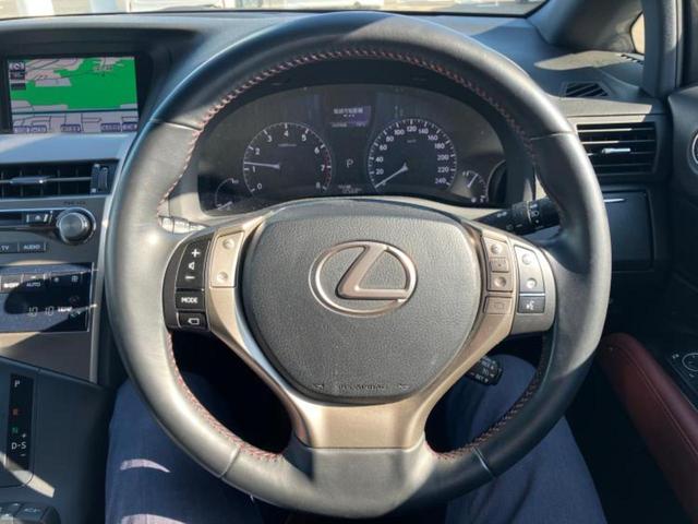 ＲＸ ＲＸ２７０ラディアントエアロスタイル　保証書／純正　ＨＤＤナビ／衝突安全装置／シートヒーター／車線逸脱防止支援システム／シート　フルレザー／パーキングアシスト　バックガイド／電動バックドア／ヘッドランプ　ＬＥＤ　革シート　バックカメラ（12枚目）