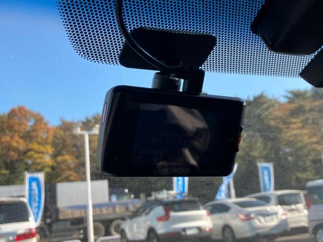 ＲＸ ＲＸ２７０ラディアントエアロスタイル　保証書／純正　ＨＤＤナビ／衝突安全装置／シートヒーター／車線逸脱防止支援システム／シート　フルレザー／パーキングアシスト　バックガイド／電動バックドア／ヘッドランプ　ＬＥＤ　革シート　バックカメラ（14枚目）