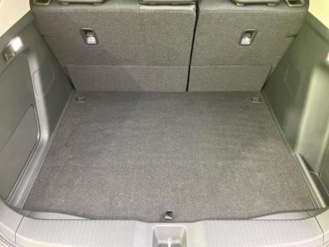 ヴェゼル eHEV Z 保証書/純正 9インチ SDナビ/衝突安全装置/シートヒーター/車線逸脱防止支援システム/シート ハーフレザー/電動バックドア/ヘッドランプ LED/ETC/EBD付ABS/横滑り防止装置 記録簿(23枚目)