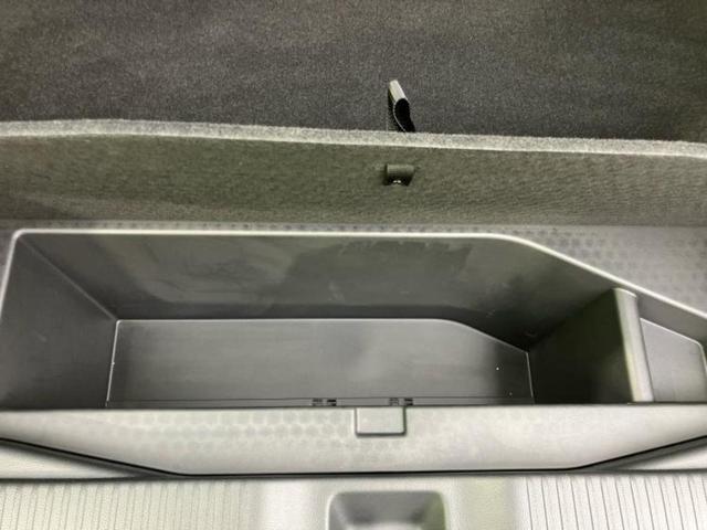 ヴェゼル eHEV Z 保証書/純正 9インチ SDナビ/衝突安全装置/シートヒーター/車線逸脱防止支援システム/シート ハーフレザー/電動バックドア/ヘッドランプ LED/ETC/EBD付ABS/横滑り防止装置 記録簿(24枚目)