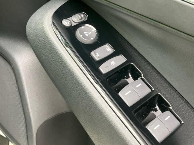 ヴェゼル eHEV Z 保証書/純正 9インチ SDナビ/衝突安全装置/シートヒーター/車線逸脱防止支援システム/シート ハーフレザー/電動バックドア/ヘッドランプ LED/ETC/EBD付ABS/横滑り防止装置 記録簿(31枚目)
