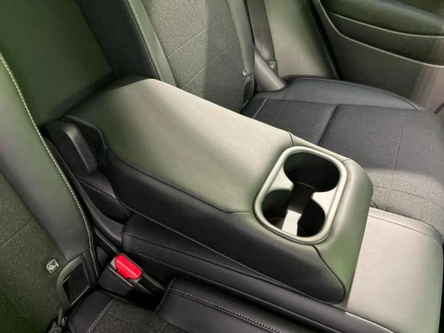 ヴェゼル eHEV Z 保証書/純正 9インチ SDナビ/衝突安全装置/シートヒーター/車線逸脱防止支援システム/シート ハーフレザー/電動バックドア/ヘッドランプ LED/ETC/EBD付ABS/横滑り防止装置 記録簿(35枚目)