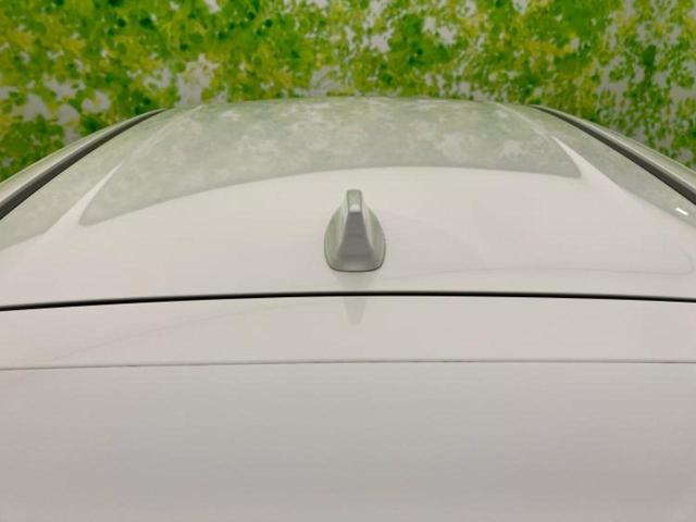 ヴェゼル eHEV Z 保証書/純正 9インチ SDナビ/衝突安全装置/シートヒーター/車線逸脱防止支援システム/シート ハーフレザー/電動バックドア/ヘッドランプ LED/ETC/EBD付ABS/横滑り防止装置 記録簿(47枚目)