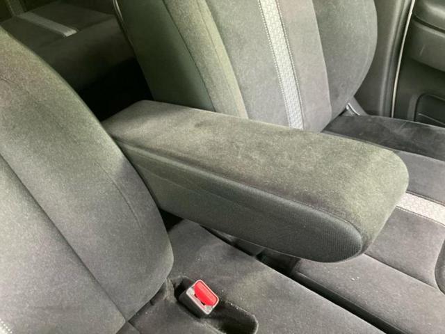 Ｎ－ＢＯＸカスタム Ｌスタイルプラスブラック　新品タイヤ／保証書／純正　８インチ　ＳＤナビ／衝突安全装置／両側電動スライドドア／シートヒーター／車線逸脱防止支援システム／ヘッドランプ　ＬＥＤ／ＥＴＣ／ＥＢＤ付ＡＢＳ／横滑り防止装置　レーンアシスト（32枚目）